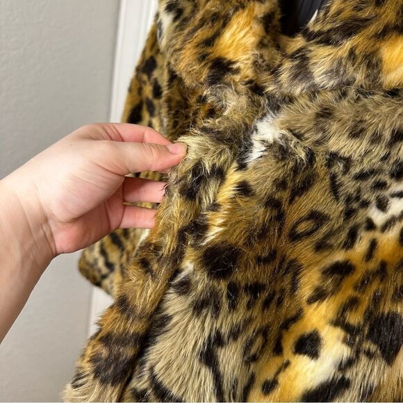 MOTHER Leopard Print Faux Fur The Boxy Crop Jacket Sz XS Streetwear Glam Chic - Picture 5 of 10